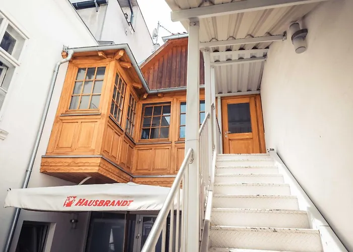 Ferienwohnung St. Poelten Rathausplatz