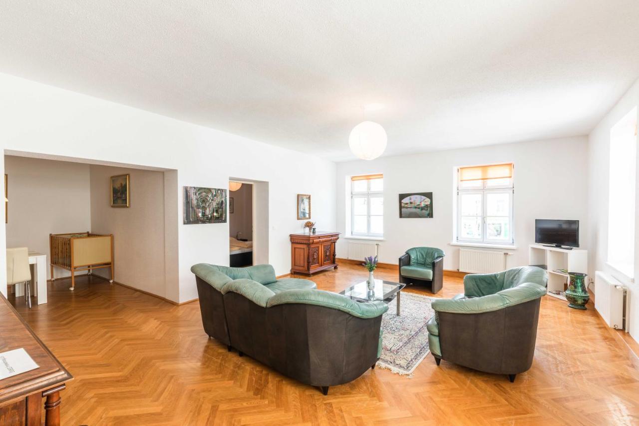 Apartment Rathausplatz *