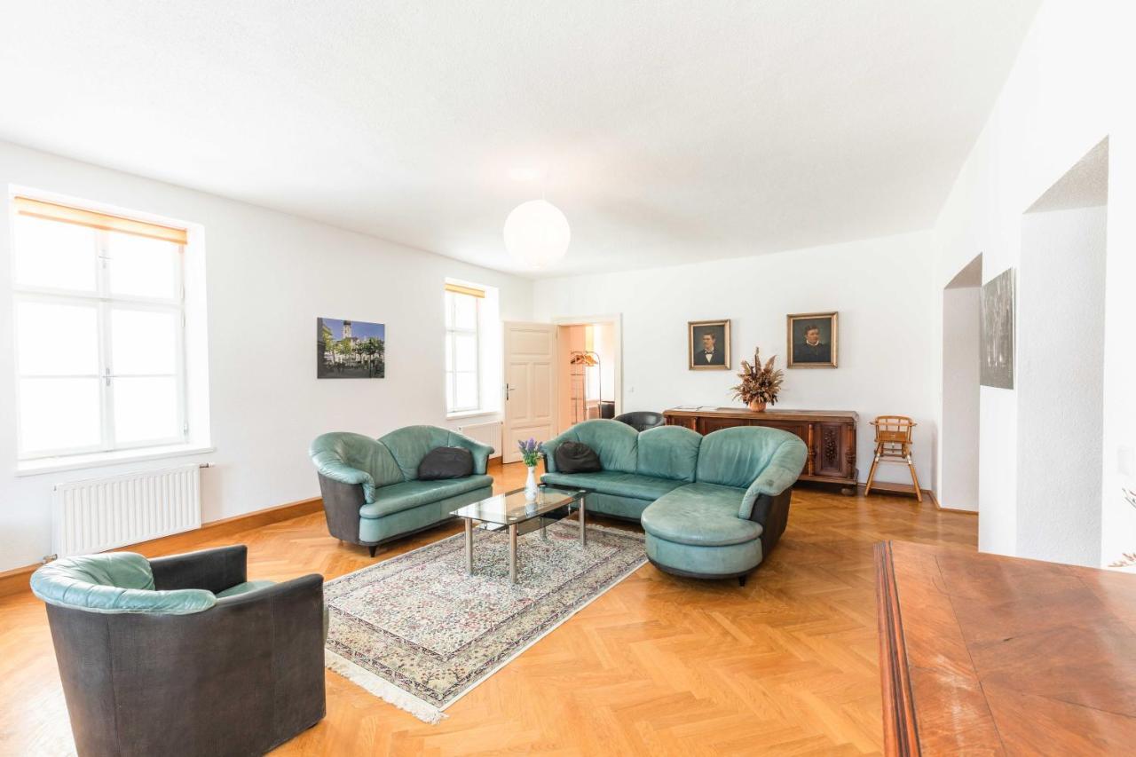 Apartment Rathausplatz Sankt Poelten